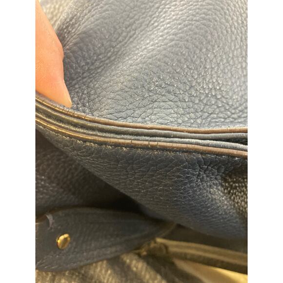 MICHAEL KORS, LARGE NAVY PEBBLED LEATHER SHOULDER BAG (ASIS) - Picture 8 of 16